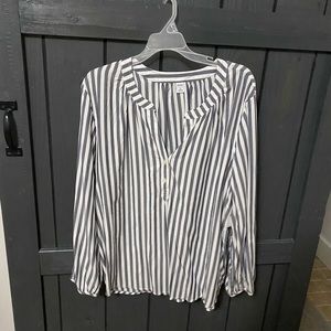 Long sleeve Old Navy blouse